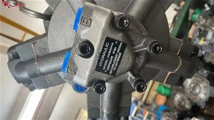 Мотор с ниска скорост HMHDB100 Серия NHM8 с висок въртящ момент NHM8-700 NHM8-1000 Intermot петзвезден радиално-бутален хидравличен мотор Mr1800h-f1n1n1s2nx